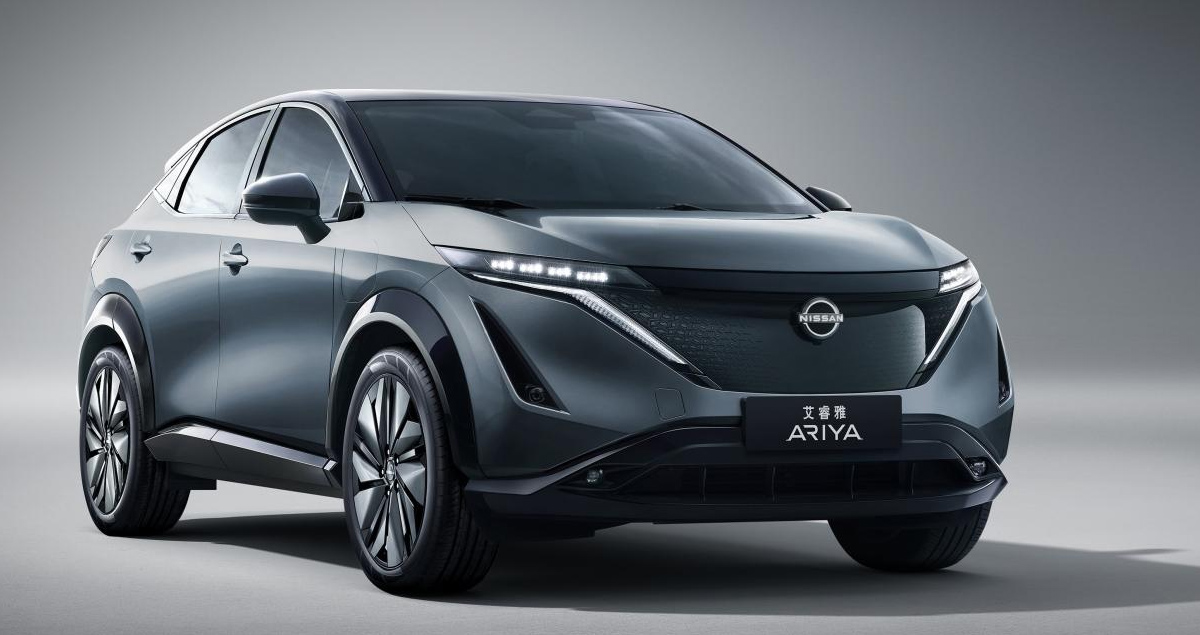 中国でのスターティングモデルを追加、料金NISSAN ARIYA 500 km/CLTC、価格938,000バーツ。