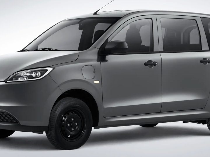 Wuling Hongguang MPV 6 ที่นั่งเปิดขายจีน 330,000 บาท วิ่งได้ 300 กม./ชาร์จ CLTC